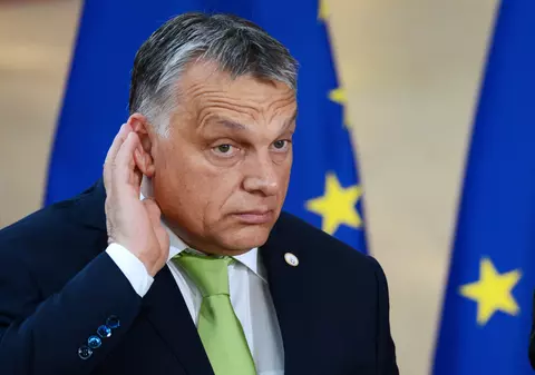 Scandalul supravegherii jurnaliștilor maghiari confirmă deteriorarea democrației în Ungaria, spun criticii lui Viktor Orban