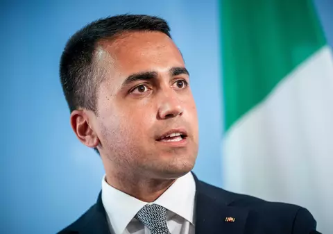 FOTO | Ministrul italian de Externe este acuzat de rasism, după o postare pe Facebook