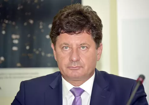 Șeful CJ Arad, Iustin Cionca, a găsit vinovații pentru achizițiile nelegale descoperite de Curtea de Conturi: medicii și PSD