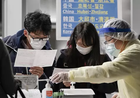 Numărul cazurilor noi de infectare cu SARS-CoV-2 din China s-a dublat