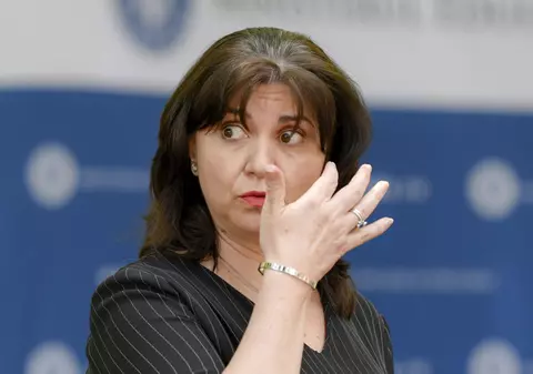 Monica Anisie: “Ghidurile Ministerului Educației sunt orientative, nu sunt aprobate prin ordin de ministru”