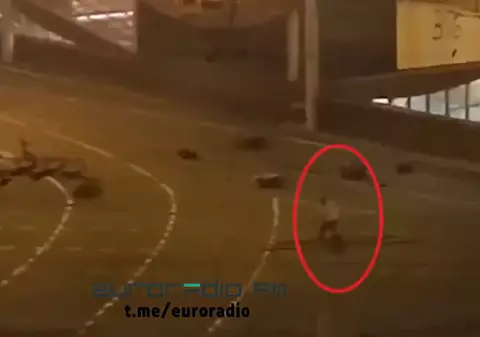 VIDEO Momentul în care este împușcat primul protestatar mort în confruntările cu poliția din 10 august, din Belarus