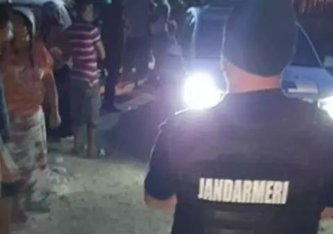 VIDEO | Scandal monstru în Fetești. 100 de oameni s-au răfuit în plină stradă, jandarmii au intervenit în forță