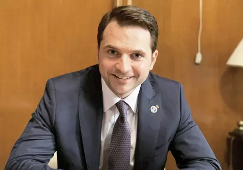 Sebastian Burduja, anunțat oficial interimar la Ministerul Educaţiei, după demisia lui Sorin Cîmpeanu