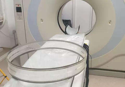 VIDEO | Incident grav la Spitalul Județean Timișoara. Cupola unui tomograf s-a prăbușit în timp ce o pacientă era scanată