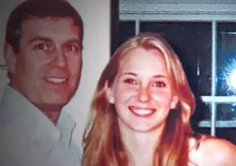 Documente date publicității în scandalul Epstein: o minoră a fost forțată să facă sex cu prințul Andrew