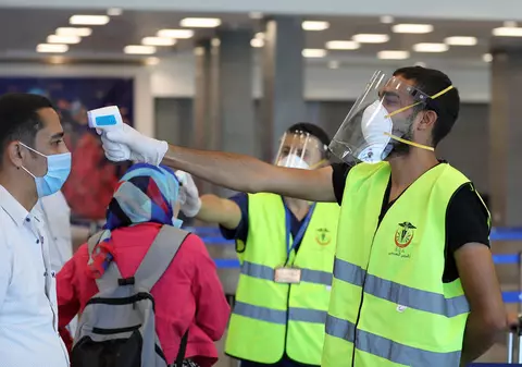 Egiptul cere test negativ de coronavirus pentru toți pasagerii curselor aeriene care intră în țară. Anunțul Ambasadei României