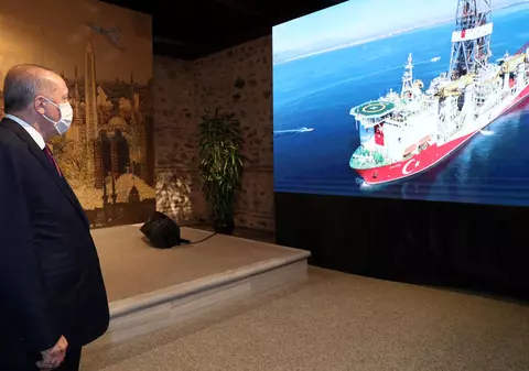 Grecia și Turcia, țări aliate în NATO, la un pas de conflict în Mediterana. Erdogan: ”Să se abţină de la orice eroare care ar deschide calea ruinării lor”