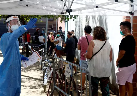 Premierul Spaniei cheamă armata în ajutor în lupta cu criza COVID-19, după explozia de cazuri din ultimele zile