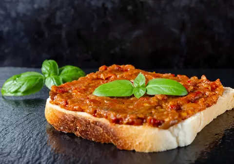 Zacuscă de dovlecei - rețete simple și foarte gustoase de zacuscă