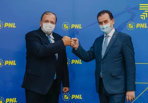 Recolta de traseiști a lui Gheorghe Flutur: 11 primari suceveni au fugit de la PSD și ALDE și candidează din partea PNL. “S-au întors la noi”, explică liberalul