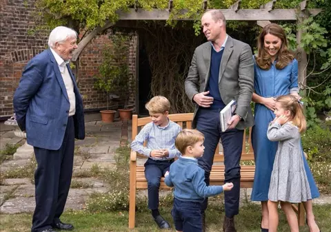 Malta vrea să i se returneze dintele de rechin preistoric dăruit prințului George de către Sir David Attenborough