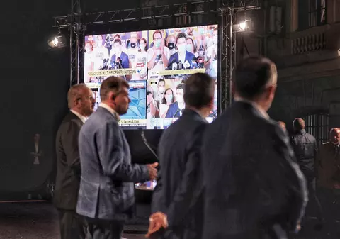 REPORTAJ VIDEO PSD fără Gabriela Firea. Cum a arătat noaptea alegerilor la PSD, ca un sol al dezbinării care se anunță deja