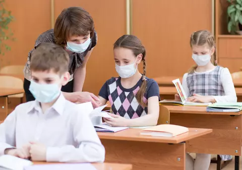 Rata de incidență a cazurilor de COVID în Capitală este de 3,78. Care va fi scenariul de funcţionare a şcolilor pentru următoarele 14 zile