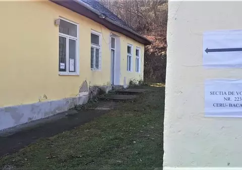 Peste 70 de persoane au cerut vize de flotant în cea mai depopulată comună din judeţul Alba. Actualul primar a fost ales cu 87 de voturi