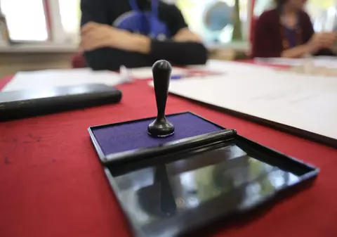 Mesaje false de tip RO ALERT care anunțau cazuri de COVID-19 în secții de votare din Prahova