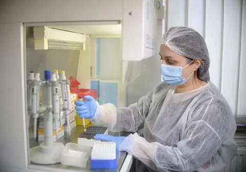 De ce diferă atât de mult rezultatele testelor de anticorpi la COVID-19. Cercetător: „Cantitatea nu spune absolut nimic”