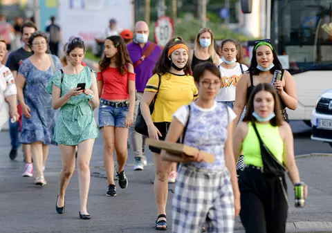 O nouă creștere a cazurilor de COVID în București: cu 50 mai multe ca ieri. Care e județul cu un singur caz nou