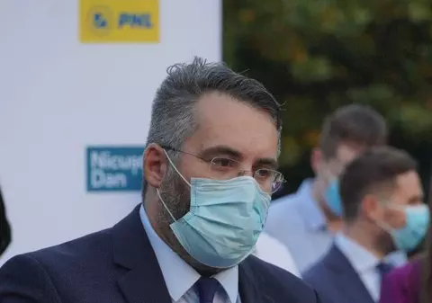 EU VOTEZ, EU CONTEZ | Adrian Moraru, candidatul PNL USR PLUS la Primăria Sectorului 3: ”Negoiţă a reuşit doar să ude spaţiile verzi făcute de fostul primar”