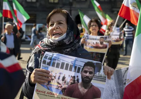 UE condamnă execuţia luptătorului Navid Afkari în Iran. Proteste ample în lume față de decizia Teheranului