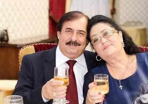 Nicolae Botgros și-a recunoscut copilul secret, dar nu a divorțat. Artistul a lămurit situația. „Aniversăm cei 49 de ani de căsnicie”