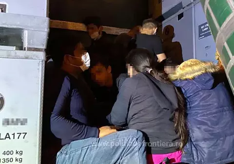 25 de migranţi, prinşi când încercau să treacă graniţa. Unde se ascundeau aceştia