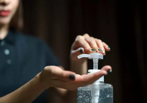 Angajați din Primăria Sectorului 2 spun că nu au săpun și detergent pentru copiii și oamenii cu dizabilități aflați în grija statului. “Dacă reclami, ai probleme!”