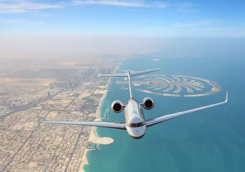 Compania aeriană preferată de români pentru călătoriile în Asia își asigură clienții, gratis, pentru COVID-19