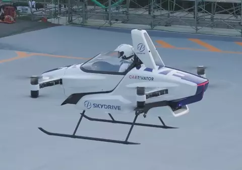 VIDEO | Toyota a oferit prima demonstrație cu o mașină zburătoare