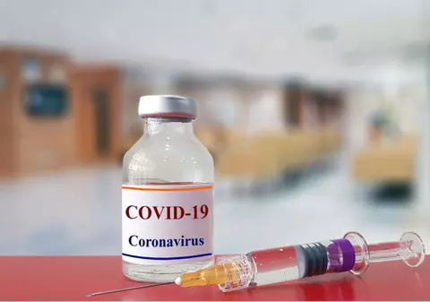 Vaccinul Pfizer-BioNTech împotriva COVID ar putea fi gata până la jumătatea lunii octombrie. Ce spun producătorii