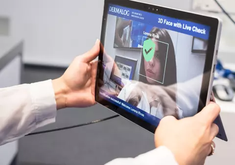 Singapore, prima țară din lume care a introdus verificarea facială în sistemul național