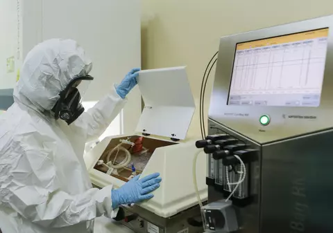 Peste 100.000 de persoane din Rusia ar fi fost deja vaccinate anti-Covid, susține guvernul