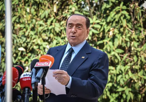 Silvio Berlusconi, după ce s-a vindecat de COVID-19: “Am scăpat şi de data asta”
