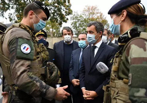 Ministrul de interne francez, după atacul de la Paris: ”Suntem în război contra terorismului islamic”