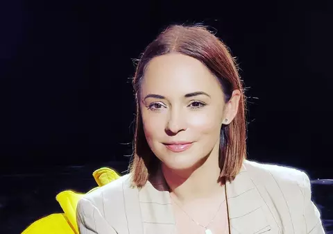 Prima imagine cu Andreea Marin din studioul emisiunii sale, de la TVR2. Vedeta a slăbit și arată mai bine ca niciodată. „Mi-au dat lacrimile”