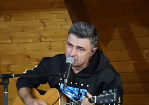 Reacția lui Cornel Ilie atunci când a fost întrebat dacă are o relație cu Lidia Buble. “Ne-au fost depășite așteptările. Am ajuns și eu să primesc mesaje”