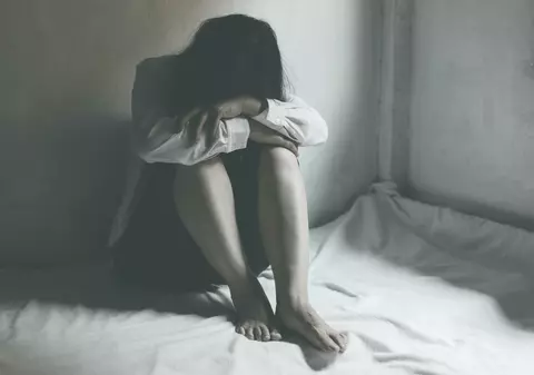 Un bărbat care a traficat zeci de fete în România povestește cum le racola și le obliga să se prostitueze: ”De multe ori le vindea familia”