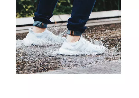 (Publicitate) 4 adidași Adidas care fac senzație indiferent de sezon