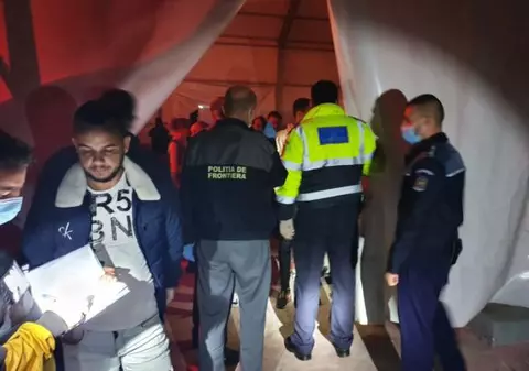 49 de invitați au fost evacuați de poliție de la petrecerea unui majorat într-un local din Focșani