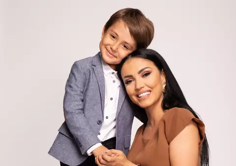 Andreea Mantea, declarații emoționante despre mama ei. „A fost dificil pentru ea, la început, în față camerelor de luat vederi”