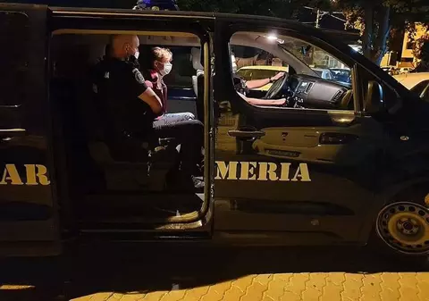 Adolescent de 15 ani din Vaslui, înjunghiat în burtă de un tânăr dintr-un centru de asistență socială. Conflictul ar fi pornit de la o fată