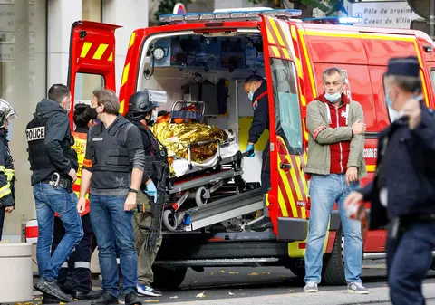 Atacatorul care a ucis trei oameni în catedrala Notre Dame din Nisa venise din Tunisia în Franța de câteva zile