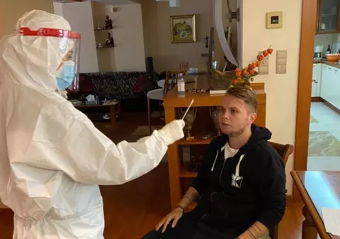 Codin Maticiuc are COVID-19: "Am prins varianta de bogaţi"