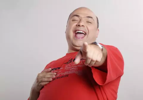 Actorul Constantin Zamfirescu a fost externat din spital, după operația de cancer. „De mâine încep o nouă viață”