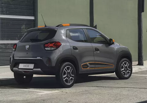 Sindicatele Renault din Franța, supărate că Dacia Spring va fi produsă în China