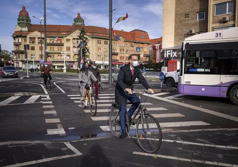 REPORTAJ. Prima zi a lui Fritz la Primăria Timişoara. ”Nu voi tolera şmecheria”