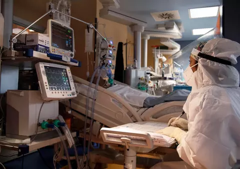 Medic anestezist, după incendiul din Neamț: Oricare dintre secţiile ATI se poate găsi mâine în aceeaşi situaţie! Sunt o bombă cu ceas