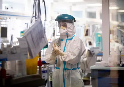 Alte 4.841 de cazuri noi de COVID-19 la cel mai ridicat număr de teste din ultimele trei luni