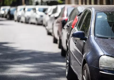 Studiu: București, Cluj-Napoca și Brașov, printre cele mai poluate orașe europene din cauza traficului