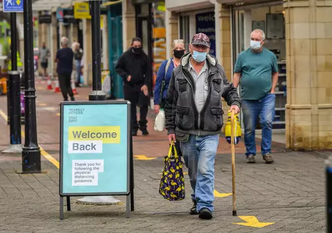 Expert în pandemie: jumătate din cazurile pozitive de COVID-19 din Marea Britanie nu sunt identificate